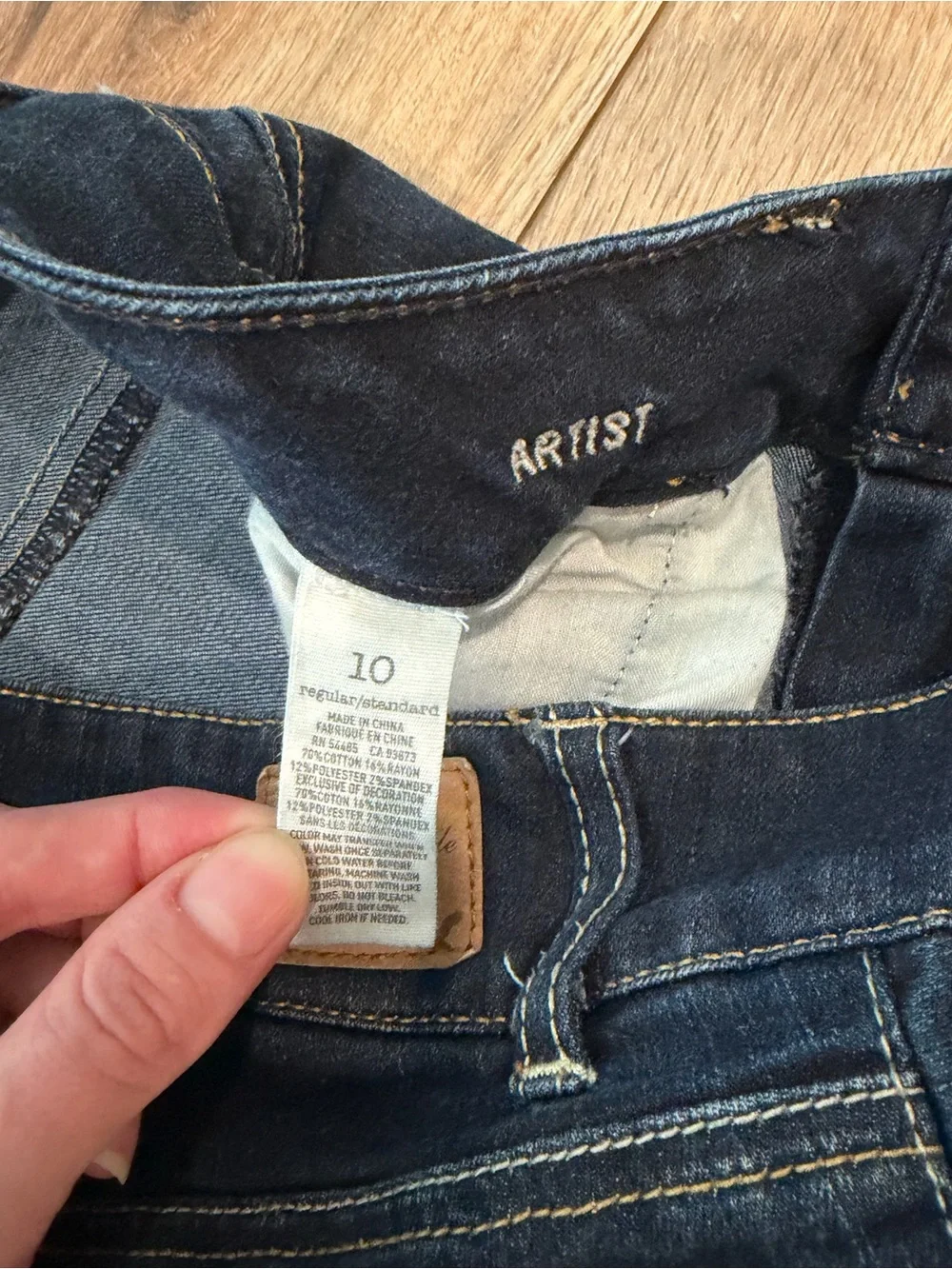 American Eagle Low Rise Dark Wash Bootcut Jeans Size 10 Regular Y2K